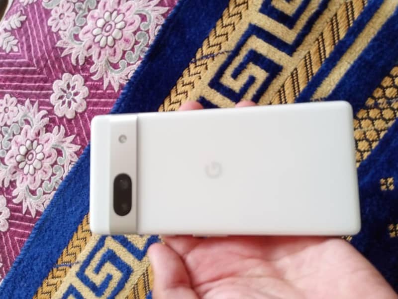 Google Pixel 7a 4