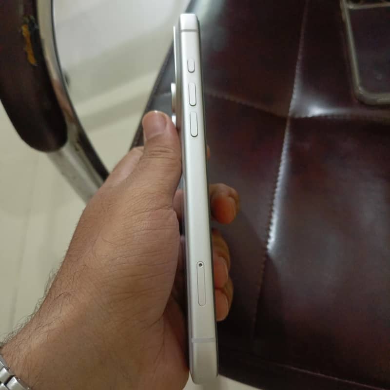 Apple iPhone 17 Pro Max 3