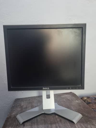17 inches Dell Monitor LCD