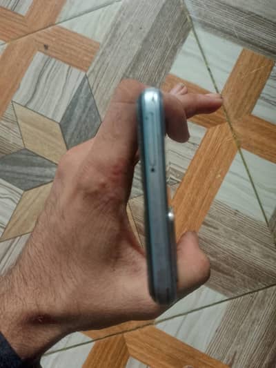 Vivo Y21