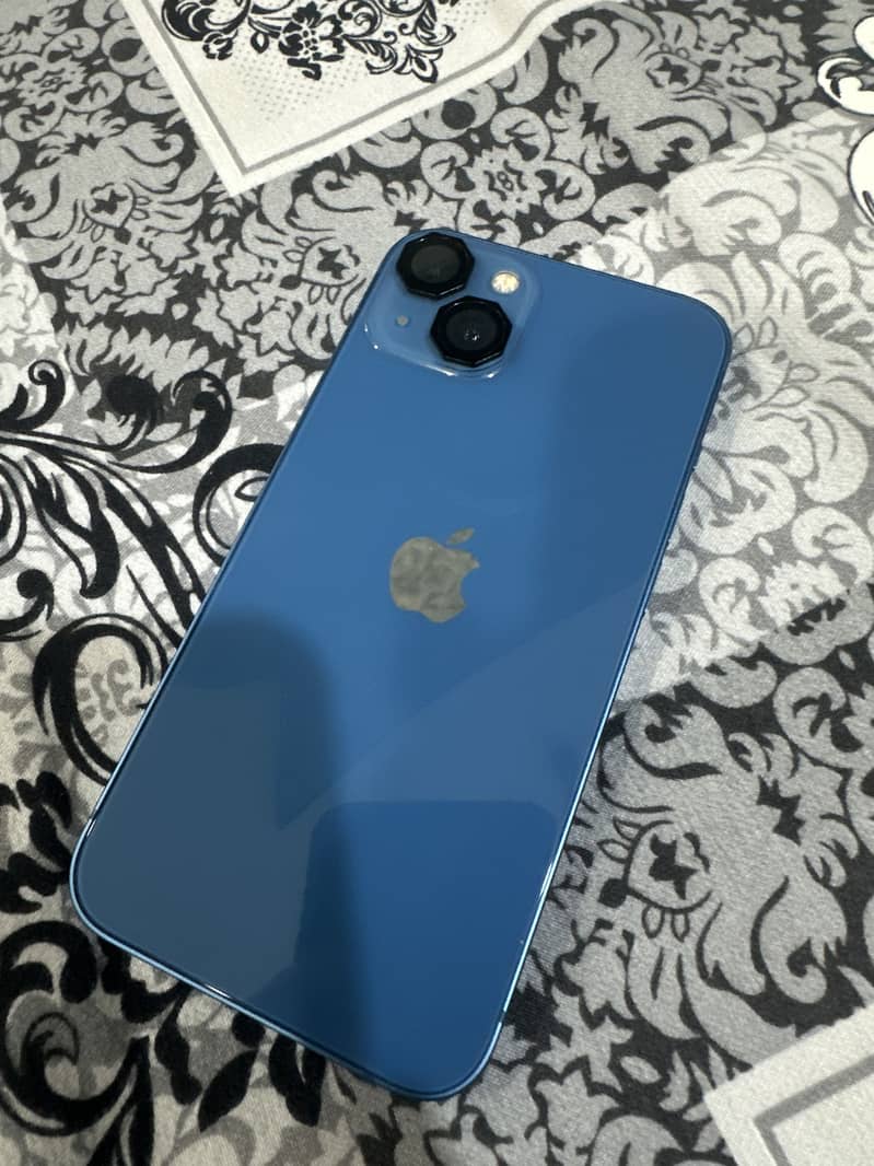 Apple iPhone 13 3