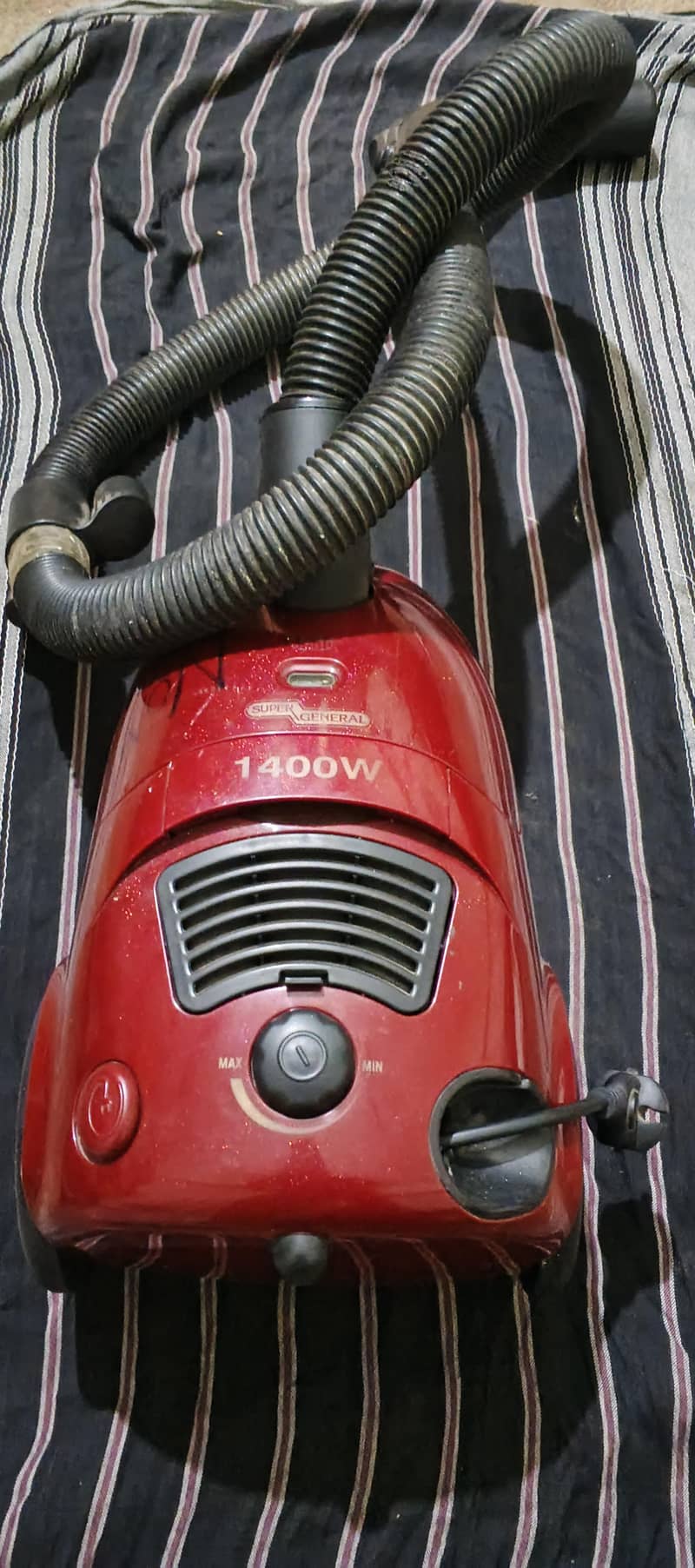 Vacuum cleaner 0