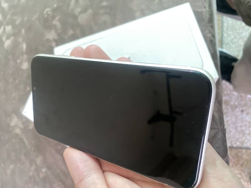 Apple iPhone 11 2