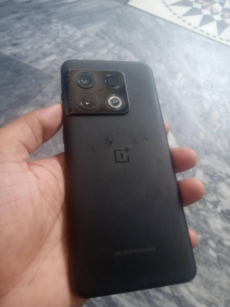 One Plus 10 Pro 1
