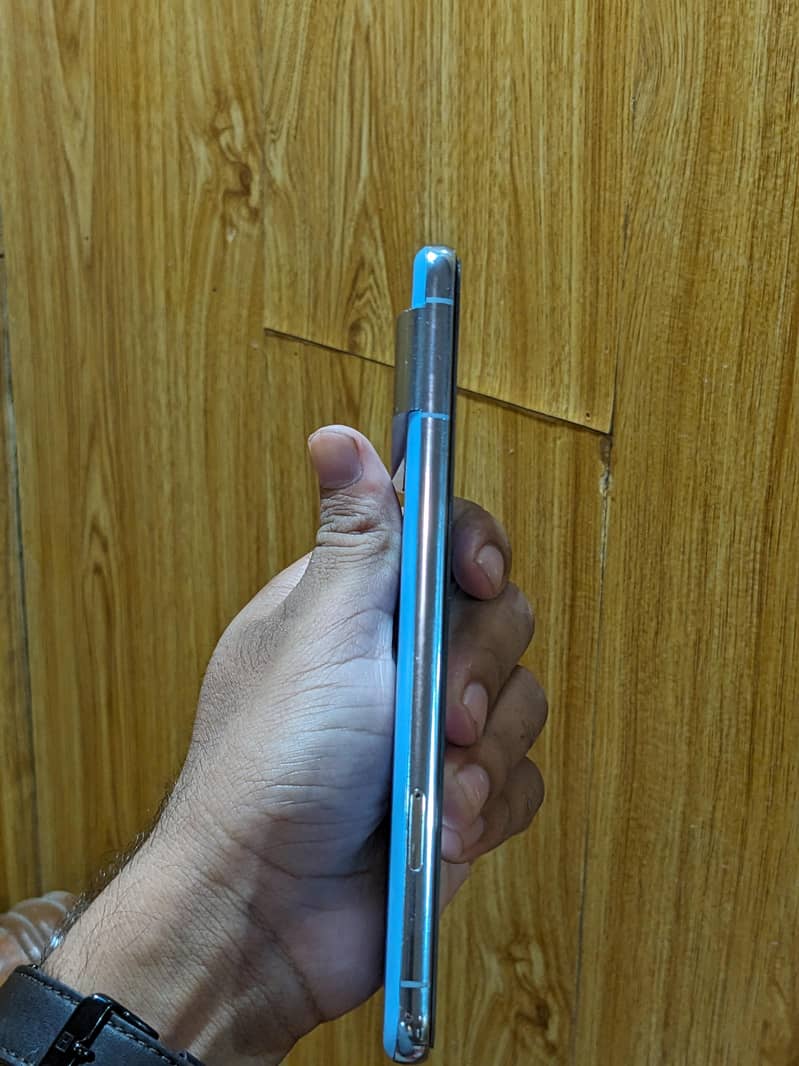 Google Pixel 8 Pro 3