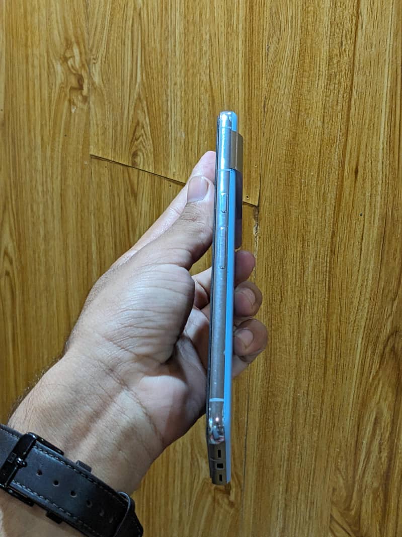 Google Pixel 8 Pro 4