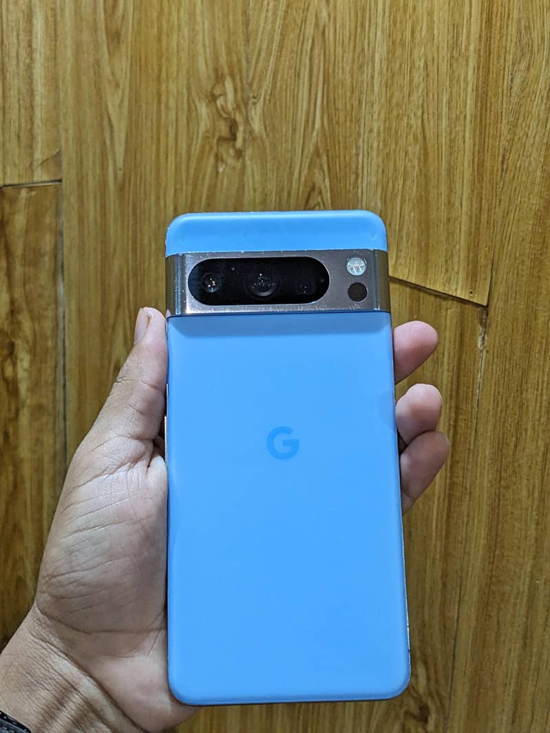 Google Pixel 8 Pro 6