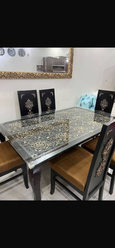 Dinning Table