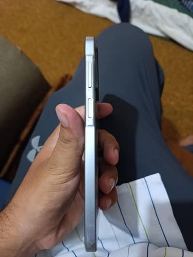 Samsung Mobile A17