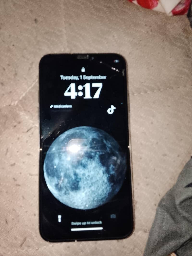 Apple iPhone X 1