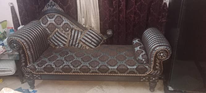 dewan for sale in new condition