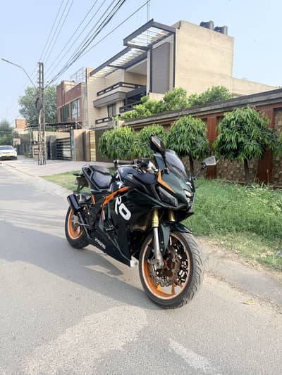 Taro GP 1 2018 Inline 4 Cylinder