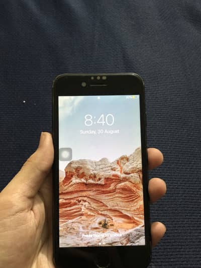 Apple iPhone 7
