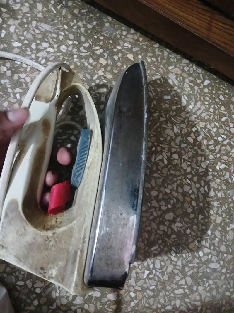 4 irons 3