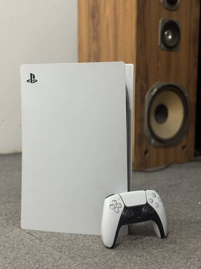 PS5 Disc Edition – Like New 10/10 | Box + Original Controller