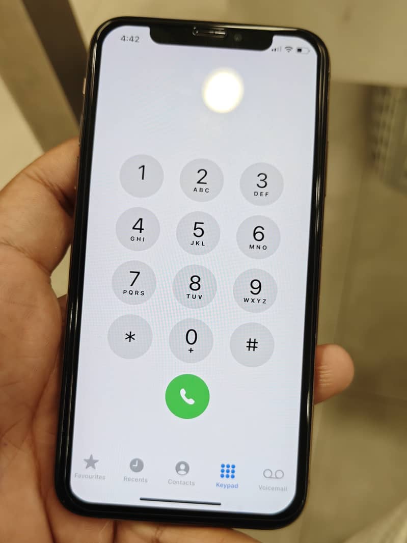 Apple iPhone XS 7