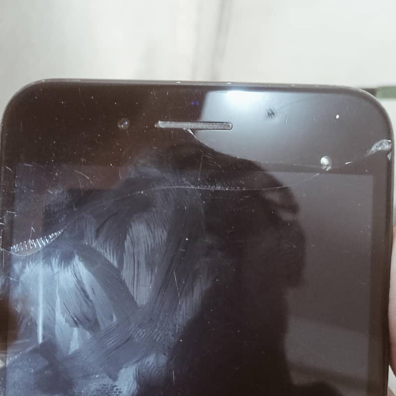 Apple iPhone 7 Plus 1