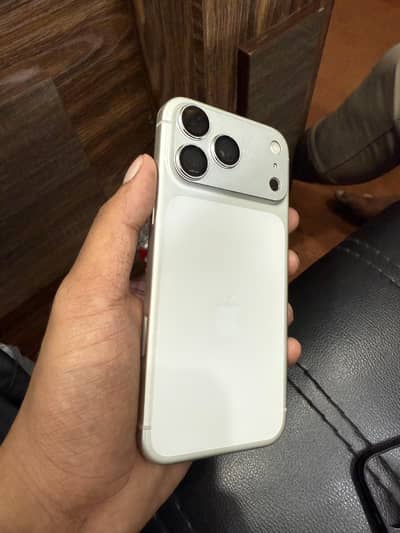 Apple iPhone 17 Pro Max