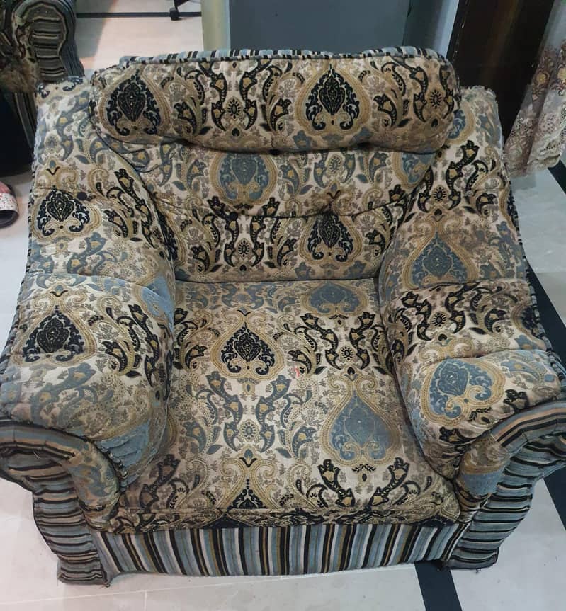 7 seaters sofa 4