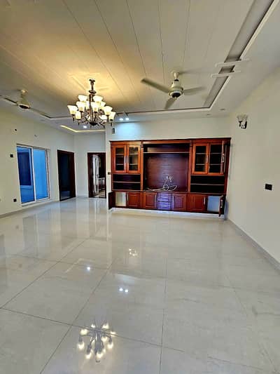 50x90 Kanal Upper Portion For Rent G-14/3