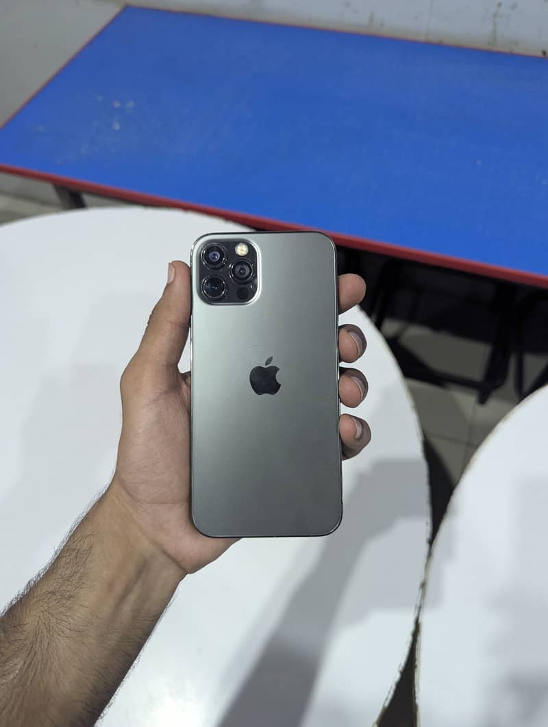 Apple iPhone 12 Pro 0
