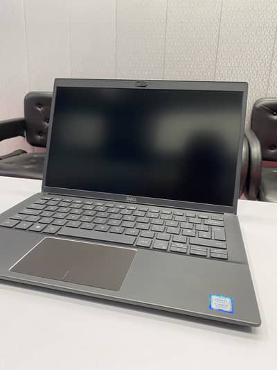 Dell Latitude 3301 | Core i7-8th gen | 8/256 nvme