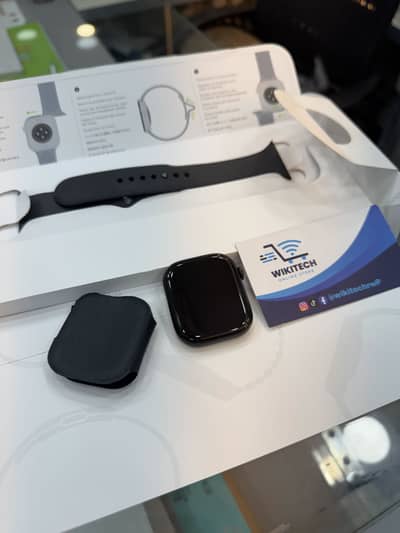Apple Watch Series 10 46MM with Box and Cable