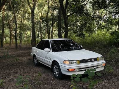 Toyota Corolla 1990