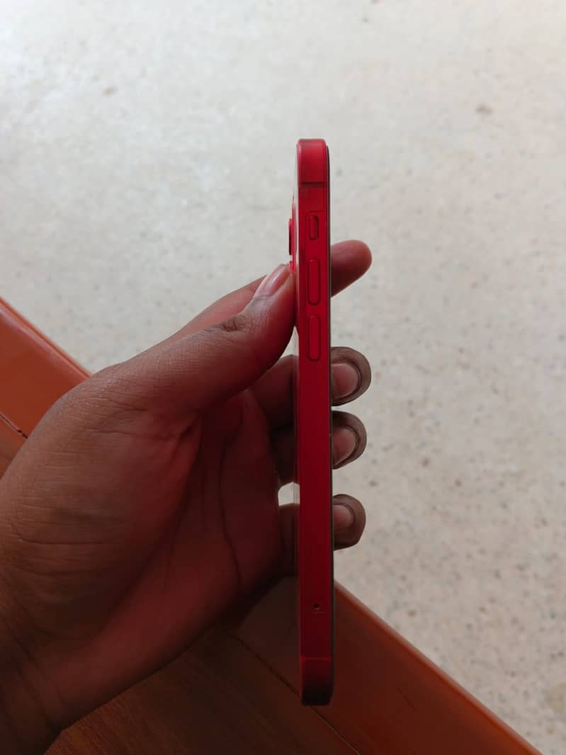 Apple iPhone 12 3