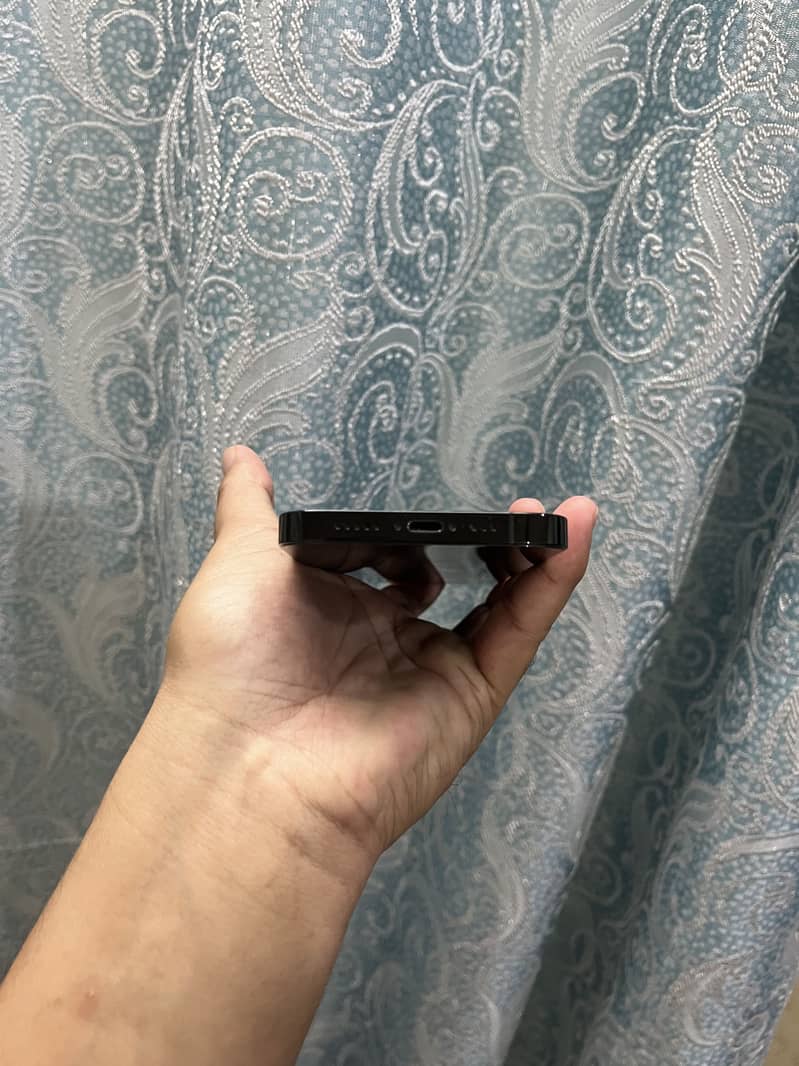 Apple iPhone 14 Pro 4