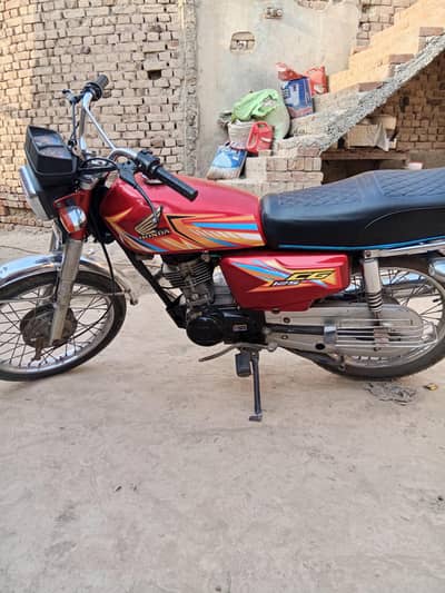 Honda 125 - Road prince