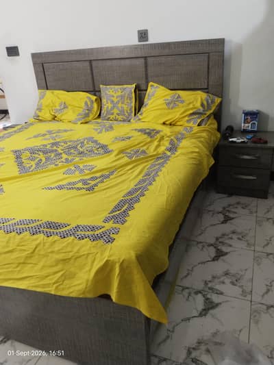 King size bed with spring mattress