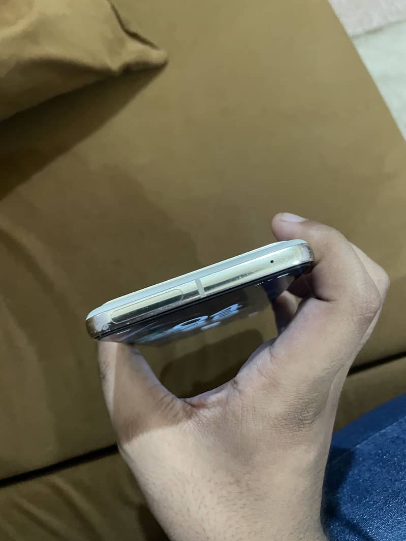 Google Pixel 8 Pro 3