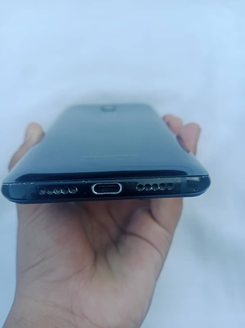 One Plus 6T 4