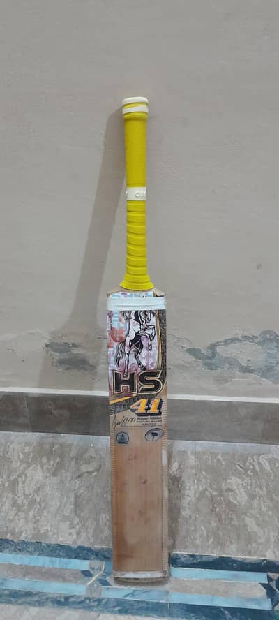 HS41 original cricket bat
