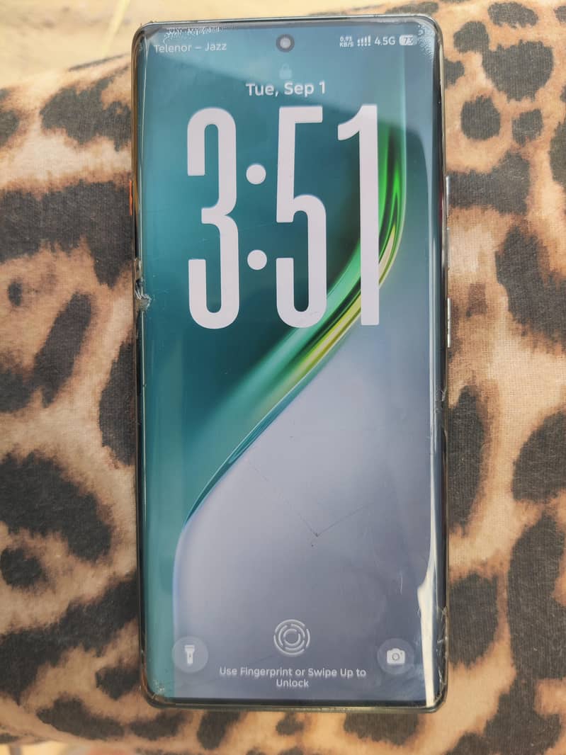 Tecno CAMON 40 Pro 1