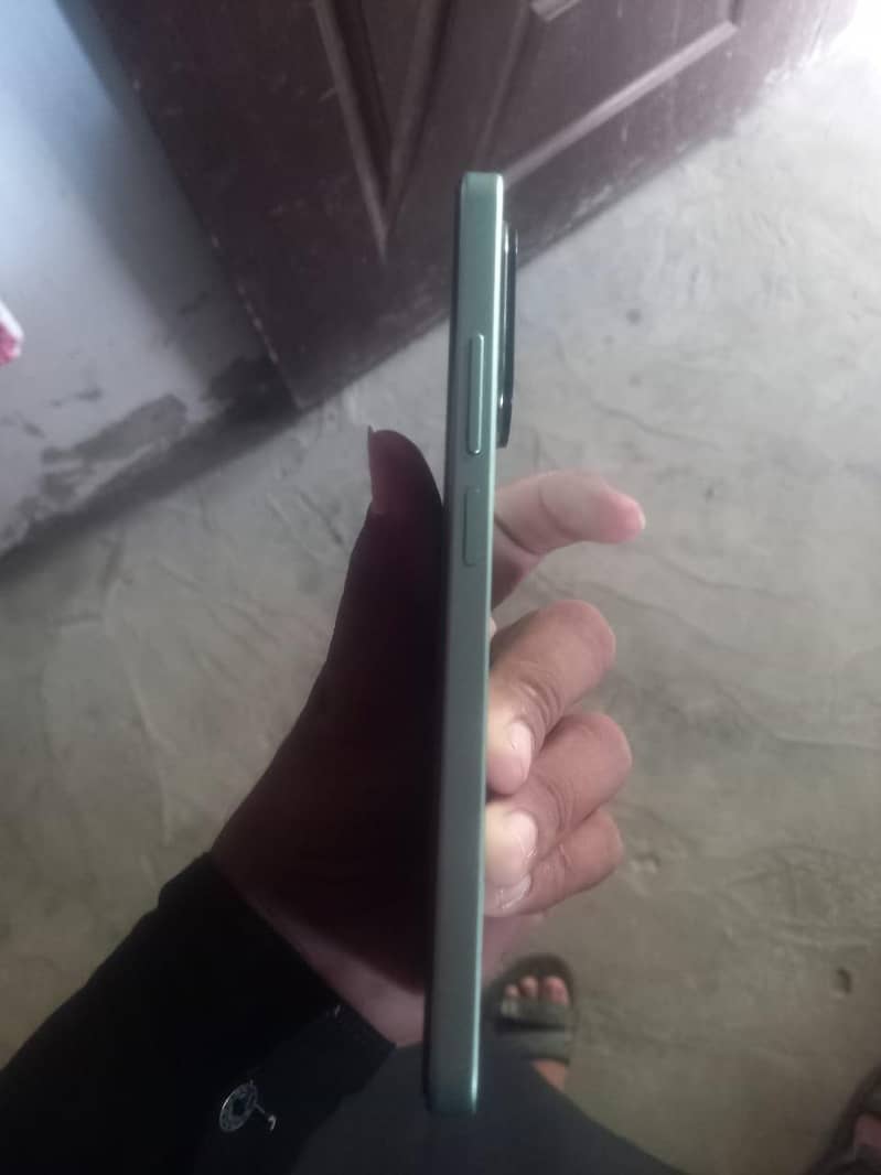 Realme C67 7