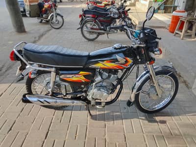 Honda CG125 Black