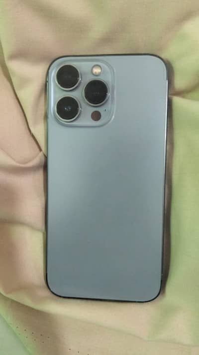 Apple iPhone 13 Pro