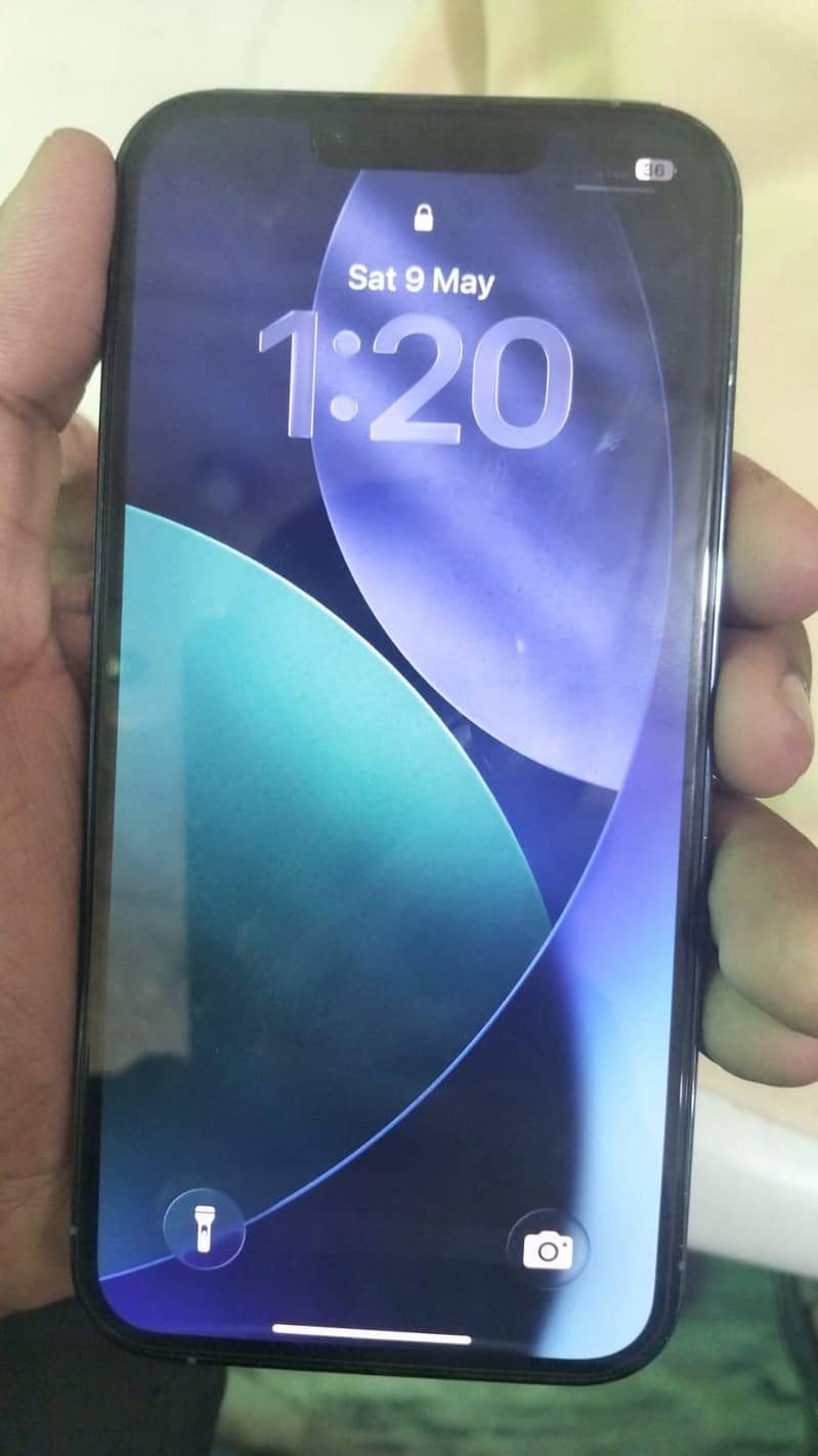 Apple iPhone 13 Pro 3