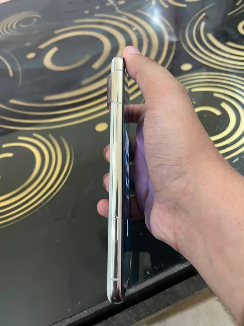 Google Pixel 8 Pro 1
