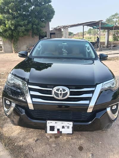 Toyota Fortuner V 2019