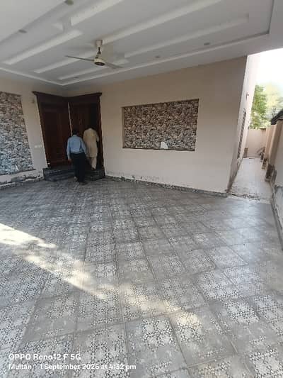10 Marla Double Storey House For Rent Model Town
