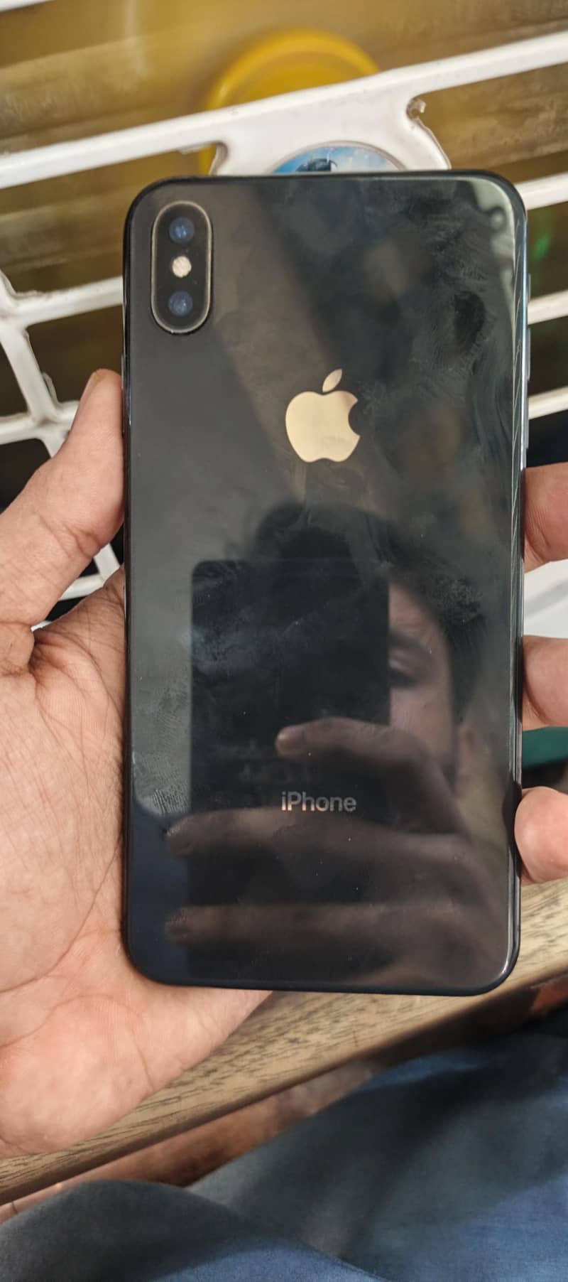 Apple iPhone XS Max 3