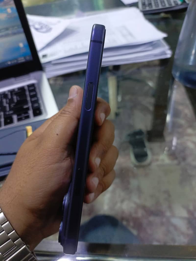Apple iPhone 17 Pro Max 1