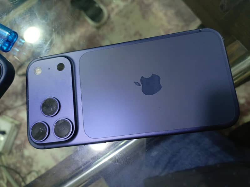 Apple iPhone 17 Pro Max 2