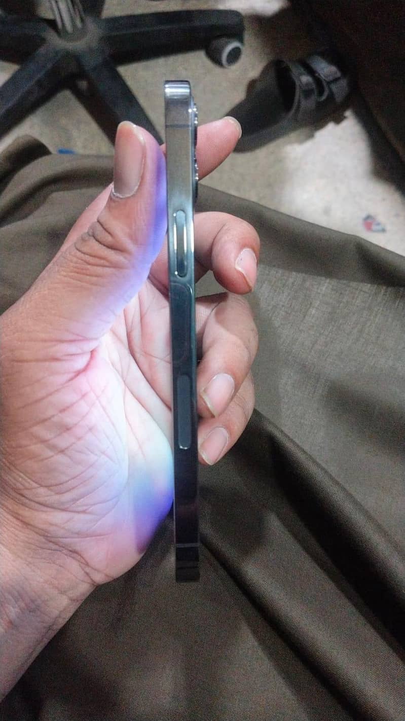 Apple iPhone 12 Pro factory unlock 4