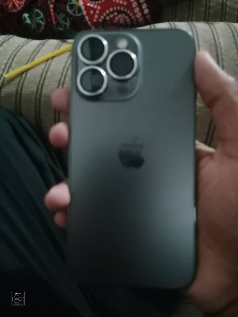 Apple iPhone 13 Pro 6