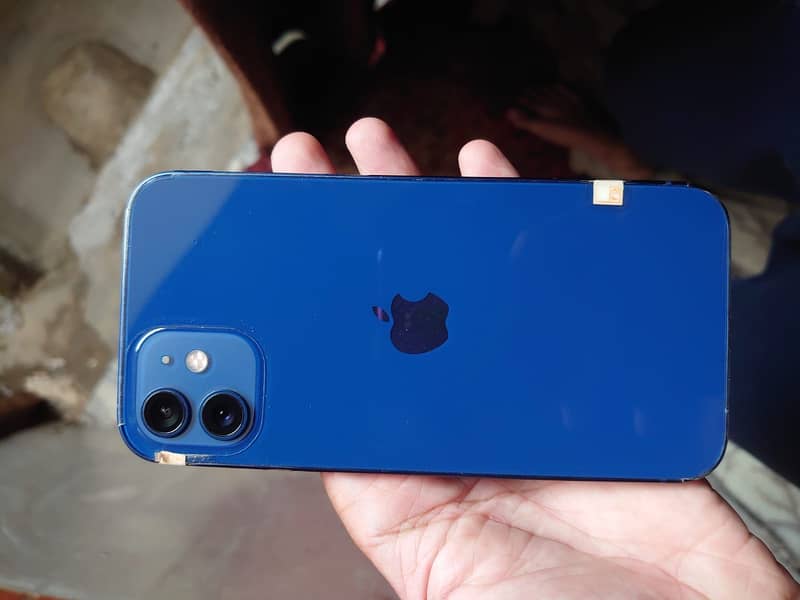Apple iPhone 12 2
