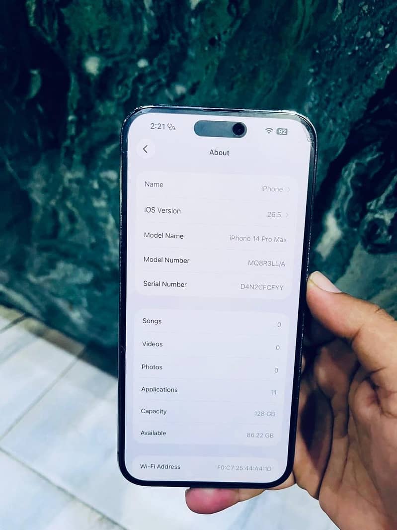Apple iPhone 14 Pro Max 4